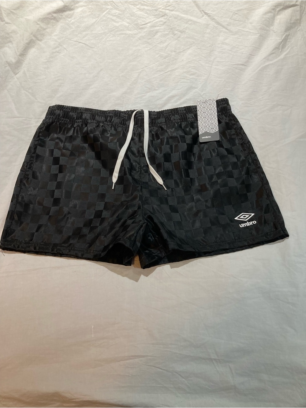 Vintage style Umbro Jacquard shorts, Men’s size XL, NWT!